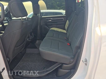 2023 Ram 1500 Big Horn Crew Cab Short Bed - miniatura 13