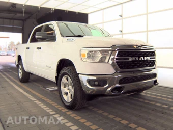 2023 Ram 1500 Big Horn Crew Cab Short Bed - miniatura 3