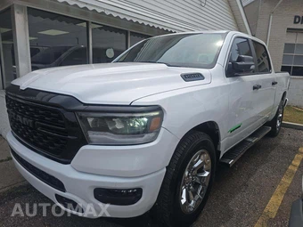 2023 Ram 1500 Big Horn Crew Cab Short Bed - samochód z USA z aukcji Manheim, oferta Kup Teraz w AUTOMAX