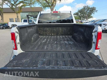 2023 Ram 1500 Big Horn Crew Cab Short Bed - miniatura 11