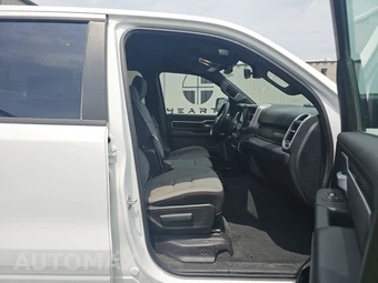 2023 Ram 1500 Big Horn Crew Cab Short Bed - miniatura 8