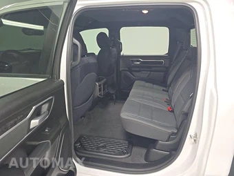 2023 Ram 1500 Big Horn Crew Cab Short Bed - miniatura 13