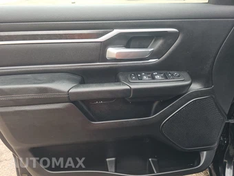 2023 Ram 1500 Big Horn Crew Cab Short Bed - miniatura 9