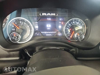 2023 Ram 1500 Big Horn Crew Cab Short Bed - miniatura 12