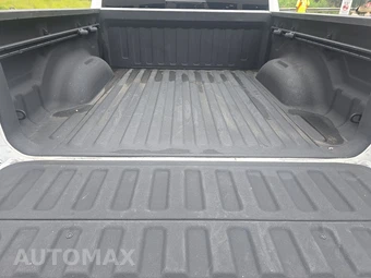 2023 Ram 1500 Big Horn Crew Cab Short Bed - miniatura 16