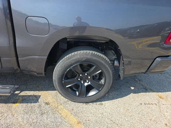 2023 Ram 1500 Big Horn Crew Cab Short Bed - miniatura 11