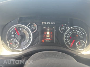 2023 Ram 1500 Big Horn Crew Cab Short Bed - miniatura 12