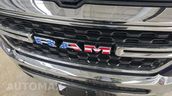 2023 Ram 1500 Big Horn Crew Cab Short Bed - miniatura 23