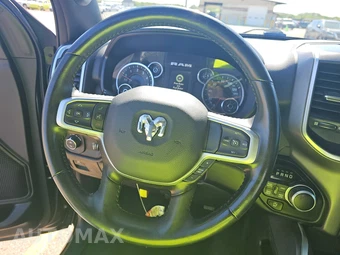 2023 Ram 1500 Big Horn Crew Cab Short Bed - miniatura 10