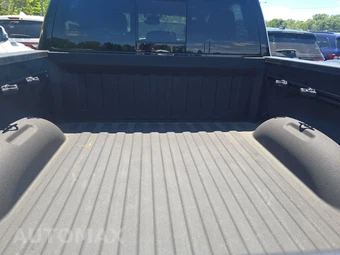 2023 Ram 1500 Big Horn Crew Cab Short Bed - miniatura 16