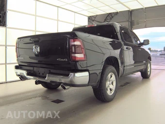2023 Ram 1500 Big Horn Crew Cab Short Bed - miniatura 4