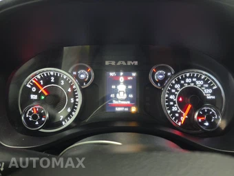 2023 Ram 1500 Big Horn Extended Cab Medium Bed - miniatura 12
