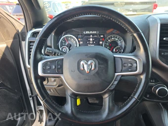 2023 Ram 1500 Big Horn Extended Cab Medium Bed - miniatura 10