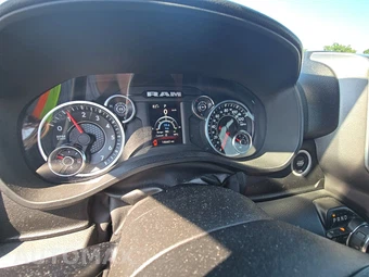 2023 Ram 1500 Big Horn Extended Cab Medium Bed - miniatura 12