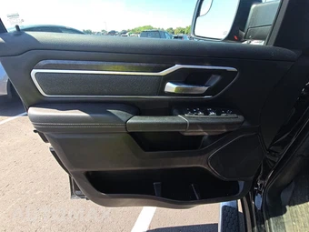 2023 Ram 1500 Big Horn Extended Cab Medium Bed - miniatura 9