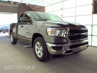 2023 Ram 1500 Big Horn Extended Cab Medium Bed - miniatura 3