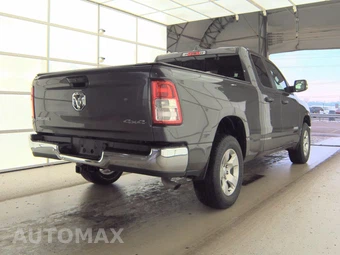 2023 Ram 1500 Big Horn Extended Cab Medium Bed - miniatura 4
