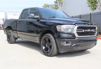 2023 Ram 1500 Big Horn Extended Cab Medium Bed - samochód z USA z aukcji Manheim, oferta Kup Teraz w AUTOMAX