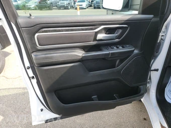 2023 Ram 1500 Big Horn Extended Cab Medium Bed - miniatura 9
