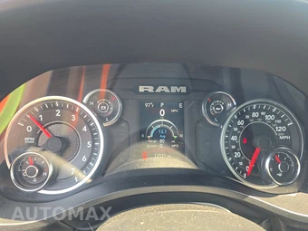 2023 Ram 1500 Big Horn Extended Cab Medium Bed - miniatura 12