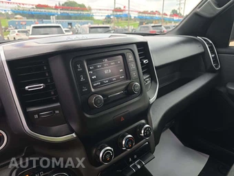 2023 Ram 1500 Big Horn Extended Cab Medium Bed - miniatura 10