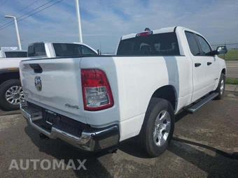 2023 Ram 1500 Big Horn Extended Cab Medium Bed - miniatura 3