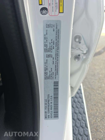 2023 Ram 1500 Big Horn Extended Cab Medium Bed - miniatura 5