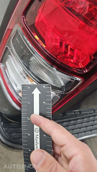 2023 Ram 1500 Big Horn Extended Cab Medium Bed - miniatura 30