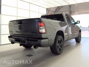 2023 Ram 1500 Big Horn Extended Cab Medium Bed - miniatura 4