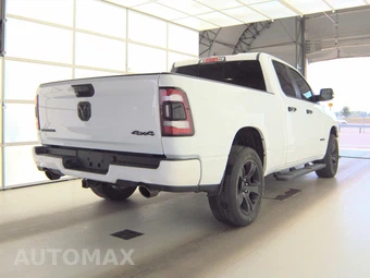 2023 Ram 1500 Big Horn Extended Cab Medium Bed - miniatura 4
