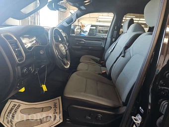 2023 Ram 1500 Big Horn Extended Cab Medium Bed - miniatura 7