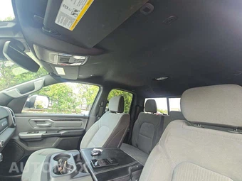 2023 Ram 1500 Big Horn Extended Cab Medium Bed - miniatura 8