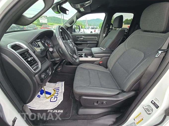 2023 Ram 1500 Big Horn Extended Cab Medium Bed - miniatura 3