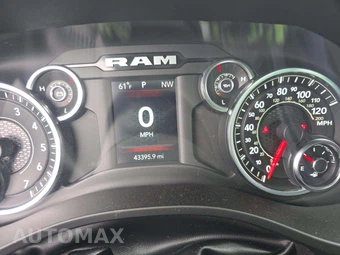 2023 Ram 1500 Big Horn Extended Cab Medium Bed - miniatura 9