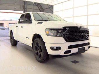 2023 Ram 1500 Big Horn Extended Cab Medium Bed - miniatura 3