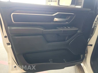 2023 Ram 1500 Big Horn Extended Cab Medium Bed - miniatura 9