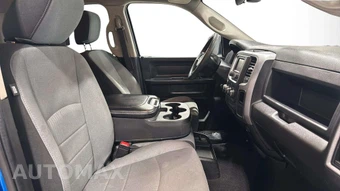 2023 Ram 1500 Classic Express Crew Cab Short Bed - miniatura 13