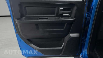 2023 Ram 1500 Classic Express Crew Cab Short Bed - miniatura 18