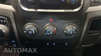 2023 Ram 1500 Classic Express Crew Cab Short Bed - miniatura 26