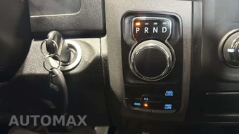 2023 Ram 1500 Classic Express Crew Cab Short Bed - miniatura 31