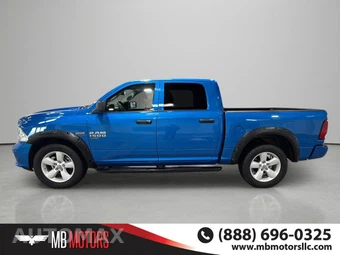 2023 Ram 1500 Classic Express Crew Cab Short Bed - miniatura 7
