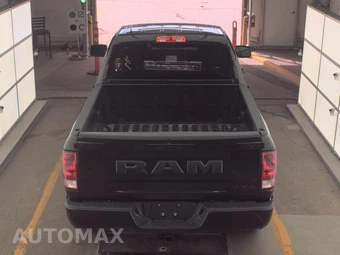 2023 Ram 1500 Classic Express Extended Cab Medium Bed - miniatura 5