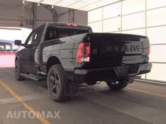 2023 Ram 1500 Classic Express Extended Cab Medium Bed - miniatura 6