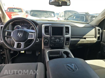 2023 Ram 1500 Classic SLT Crew Cab Medium Bed - miniatura 11