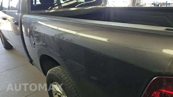 2023 Ram 1500 Classic SLT Crew Cab Medium Bed - miniatura 18