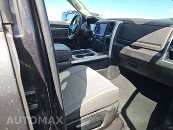 2023 Ram 1500 Classic SLT Crew Cab Medium Bed - miniatura 8