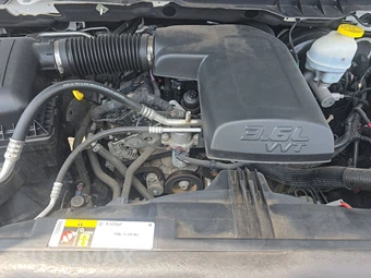 2023 Ram 1500 Classic SLT Crew Cab Short Bed - miniatura 15