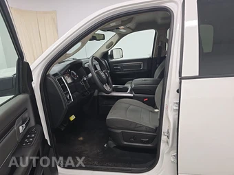 2023 Ram 1500 Classic SLT Crew Cab Short Bed - miniatura 7