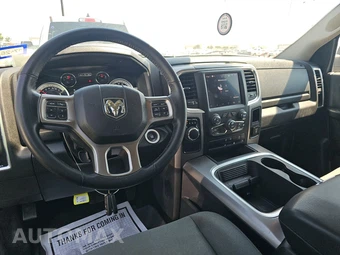 2023 Ram 1500 Classic SLT Crew Cab Short Bed - miniatura 11