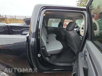 2023 Ram 1500 Classic SLT Crew Cab Short Bed - miniatura 16